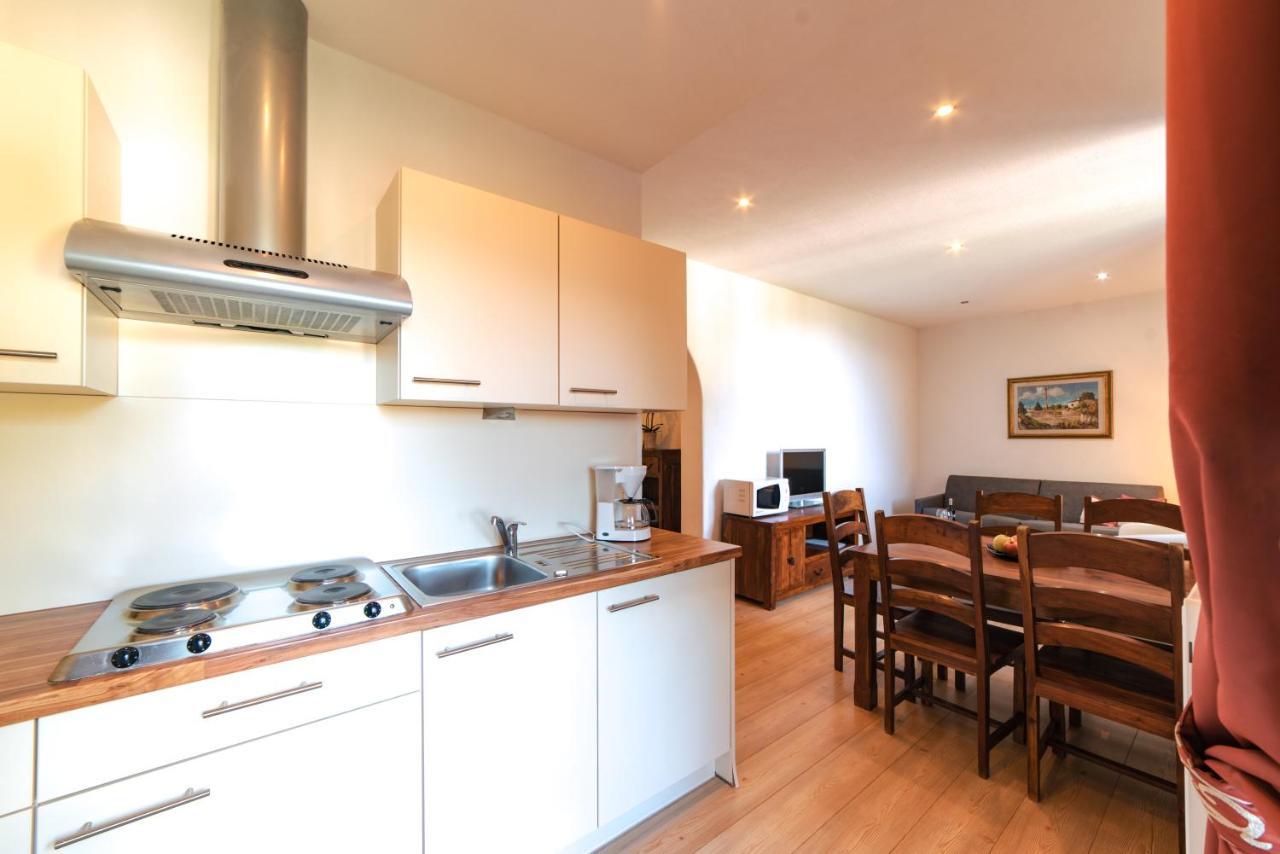 Apartments Waldquell Collalbo Luaran gambar